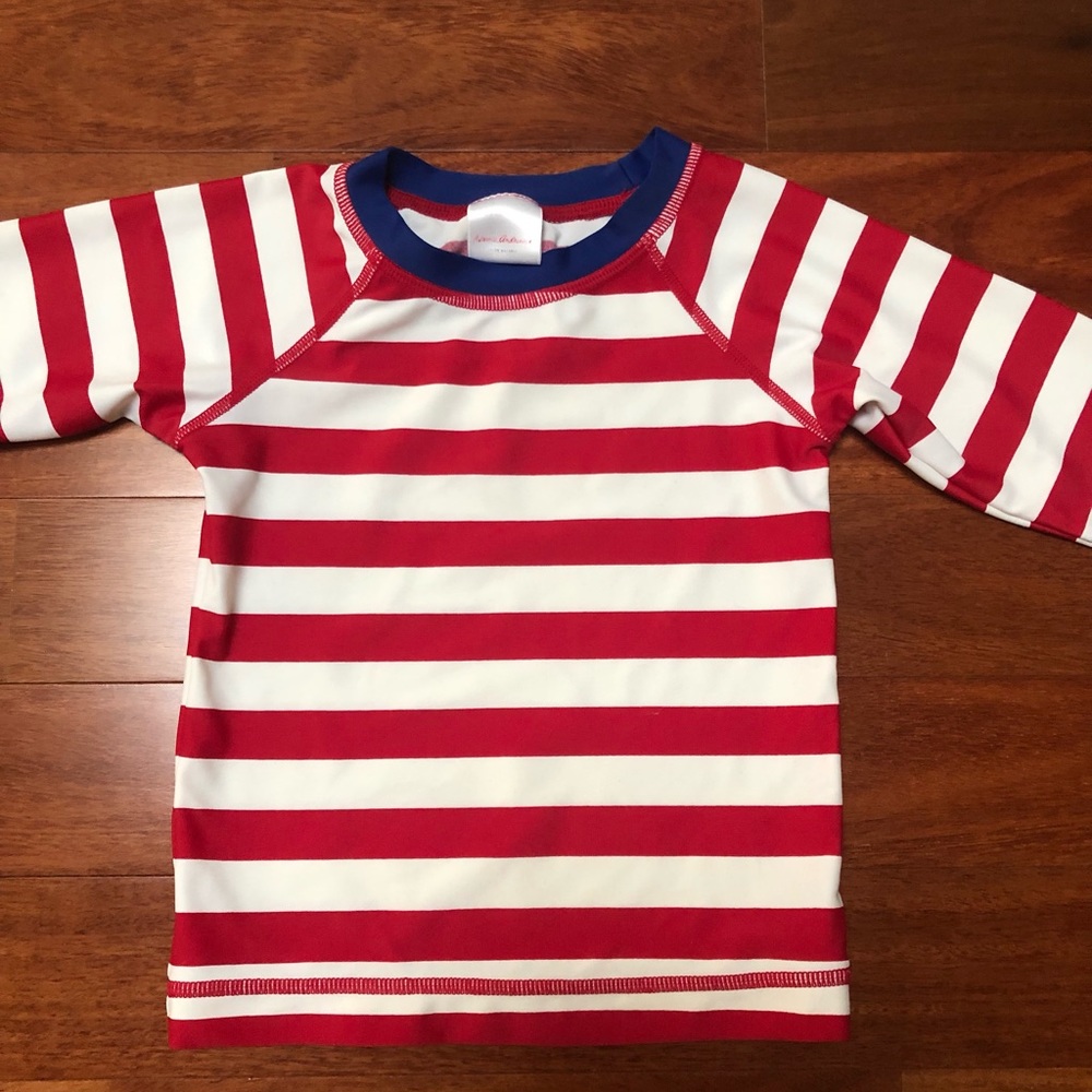 Hanna Andersson baby boy 12-18 months rash guard